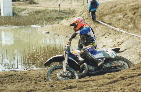 Antti Pyrhönen ja ensimmäinen MM-kisa Ruskeasanta GP 250 1995
